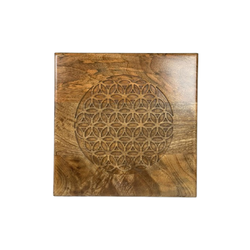 Sgabello in legno 23 × 30 cm (L × H)